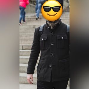 Stylish men’s brown wool BOSS coat size M